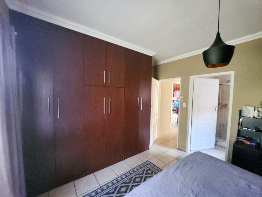 3 Bedroom Property for Sale in La Hoff North West